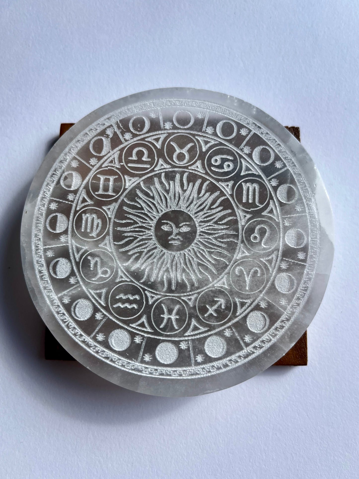 Selenite Disc - Astrology & Moon Phase