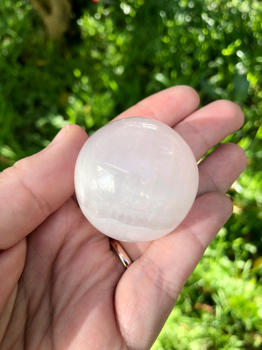 Mangano Calcite Sphere