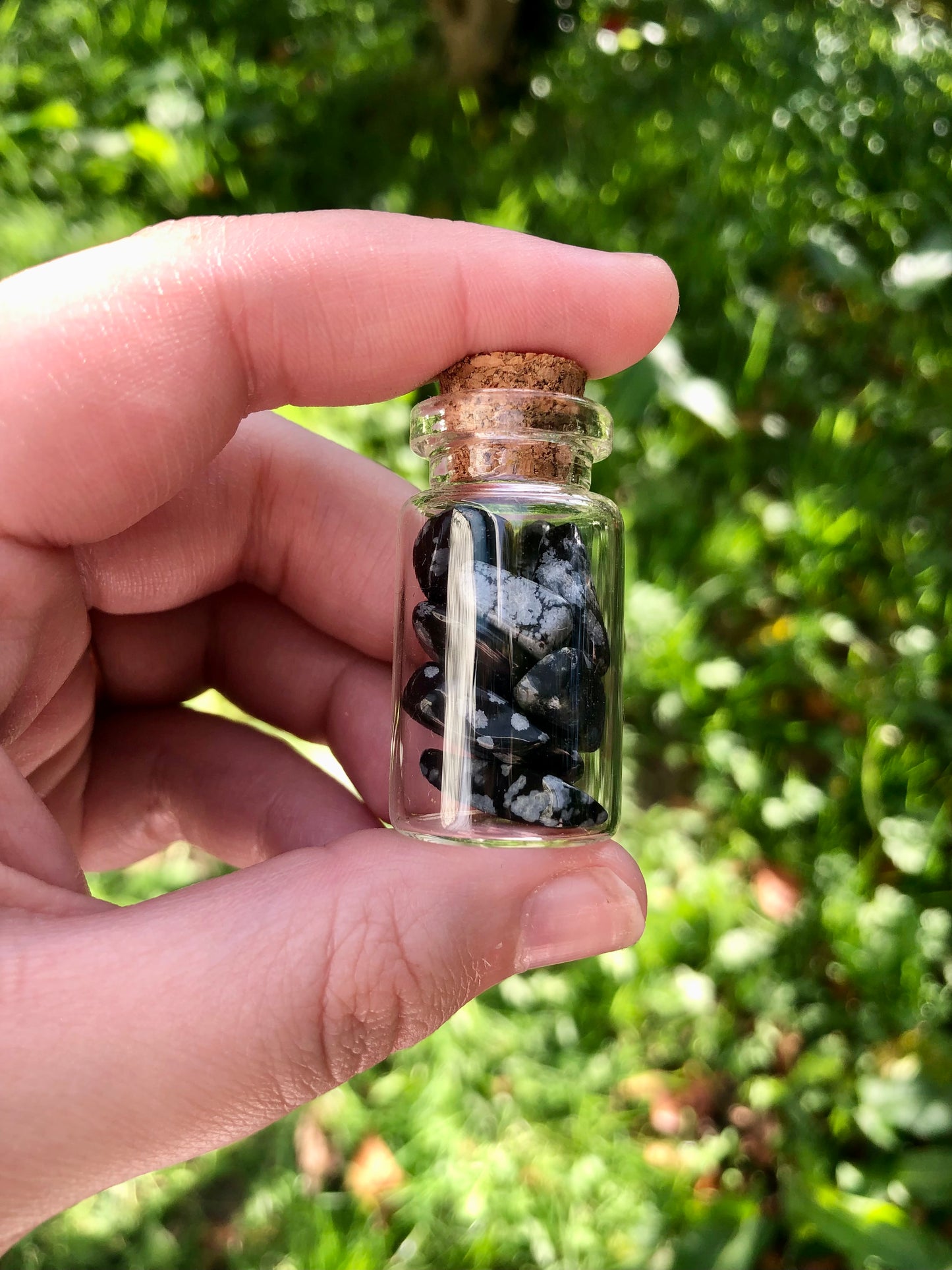 Snowflake Obsidian Chip Bottle - Medium