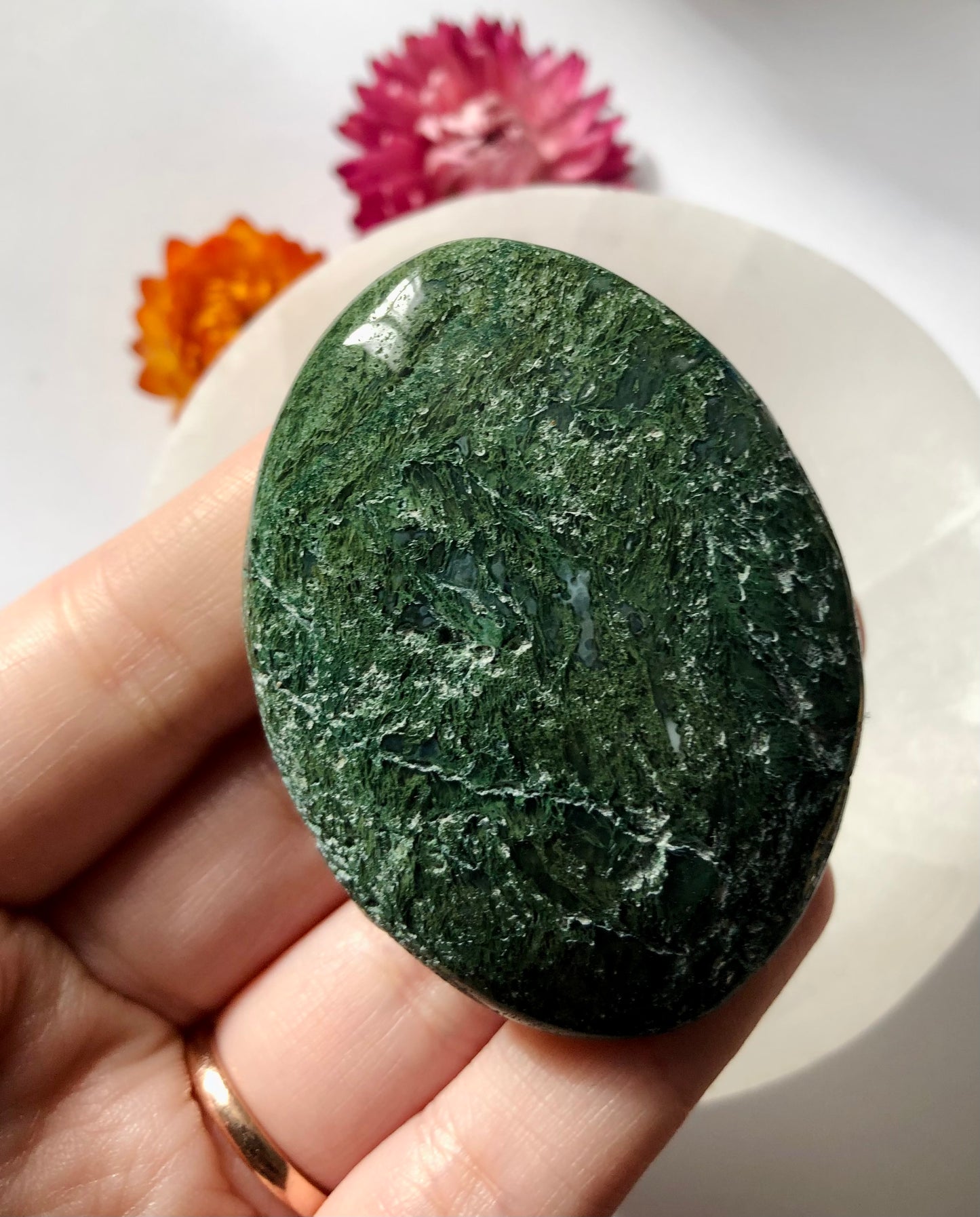 Moss Agate Palm Stone